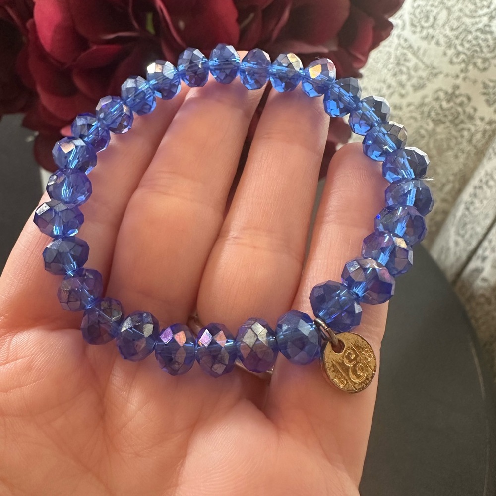 Blue bead bracelet